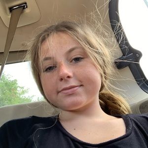 Meet your Posher, Aly